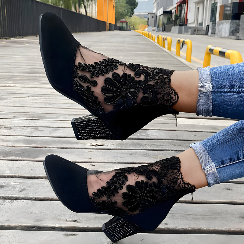 NORA | Elegantes tacones altos de encaje