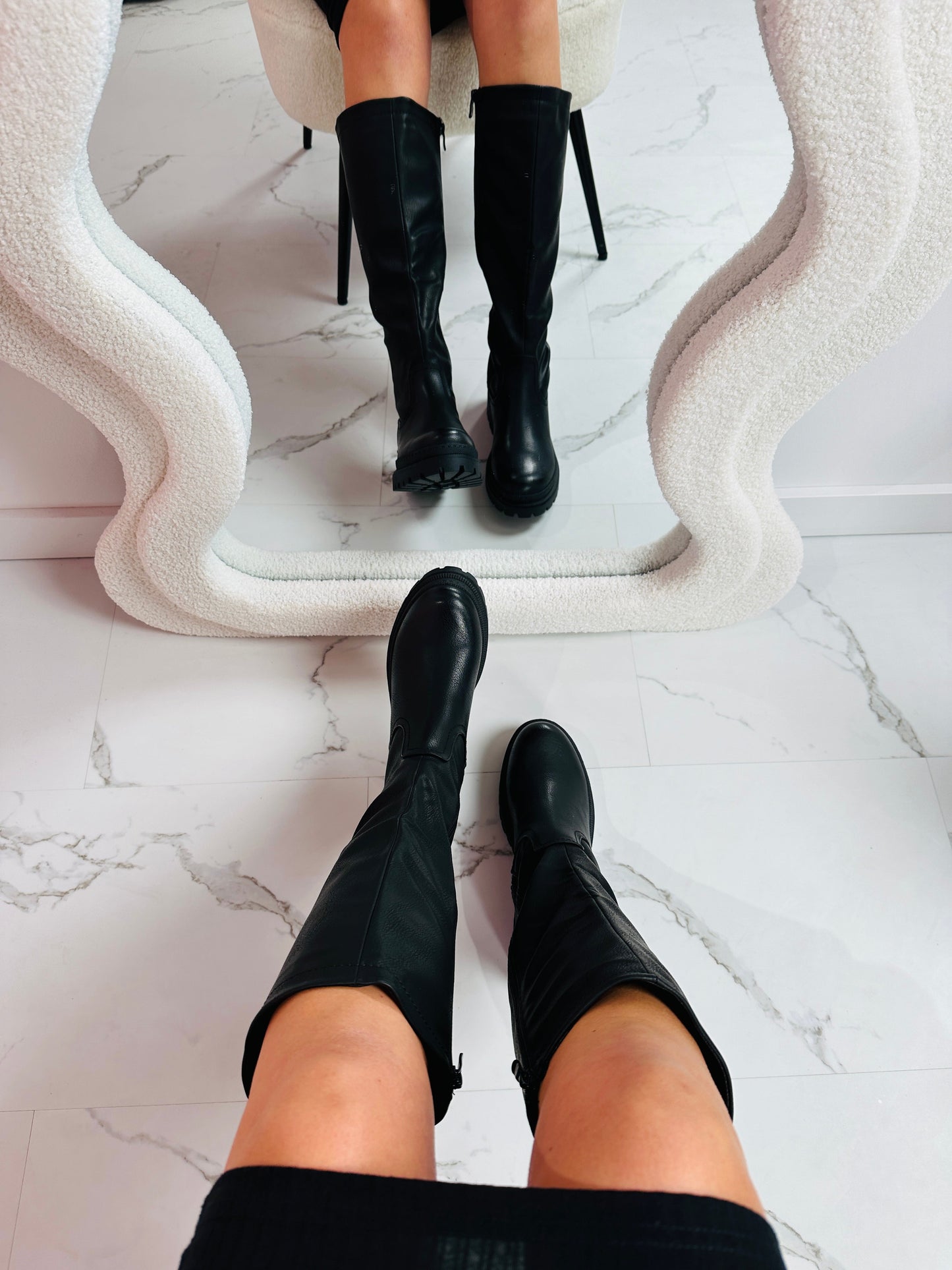 MASIE | Botas negras hasta la rodilla