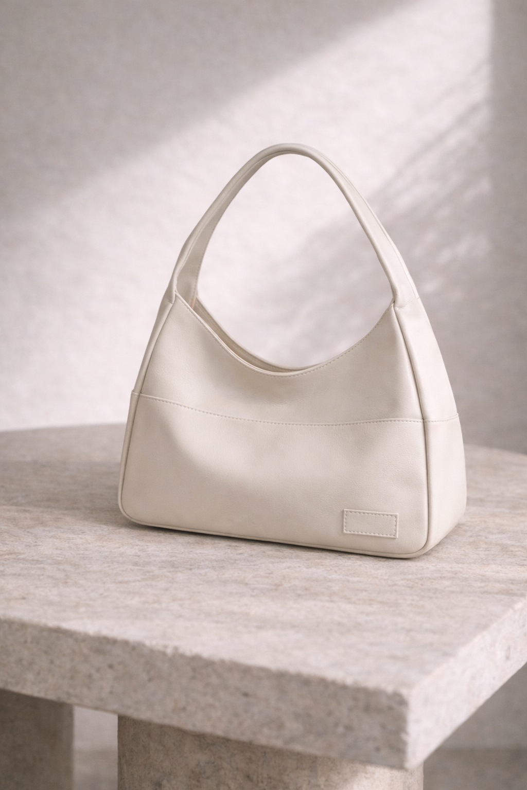 LAVERTA SIENA | Bolso de hombro minimalista
