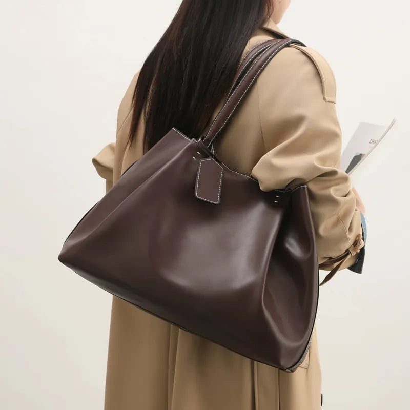 ZARA | Bolso de hombro elegante
