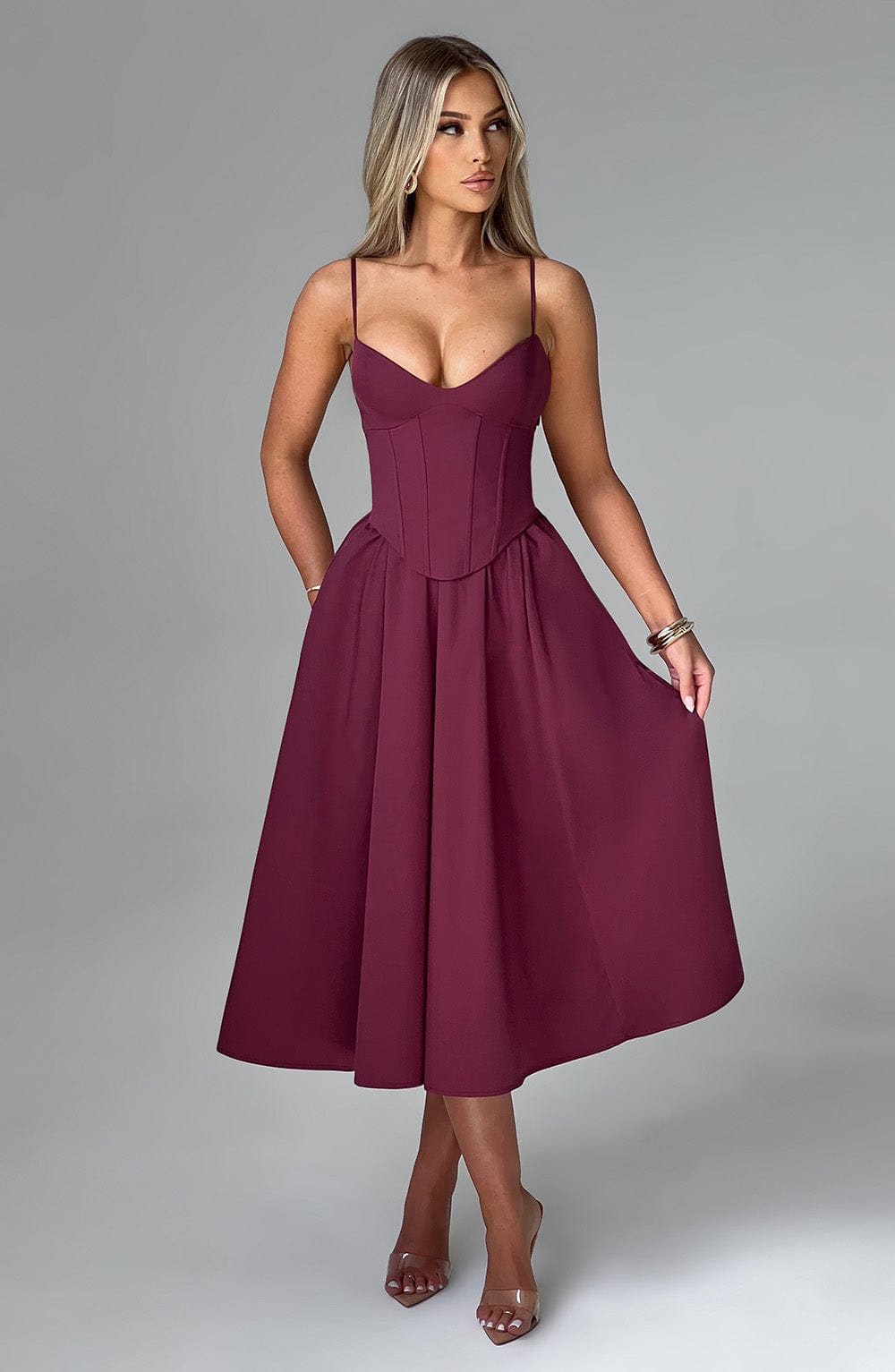 MAILEEN | Vestido midi elegante estilo corsé